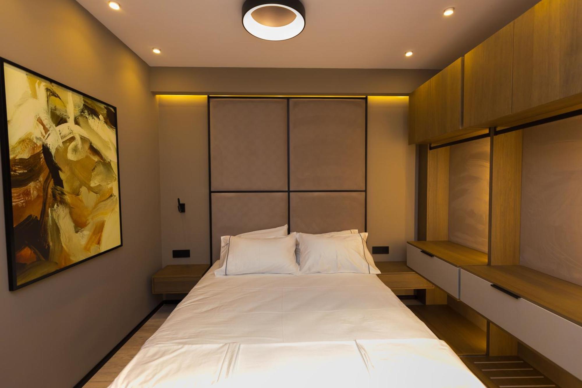 Diora'S Hotel And Apartments Vlorë Стая снимка